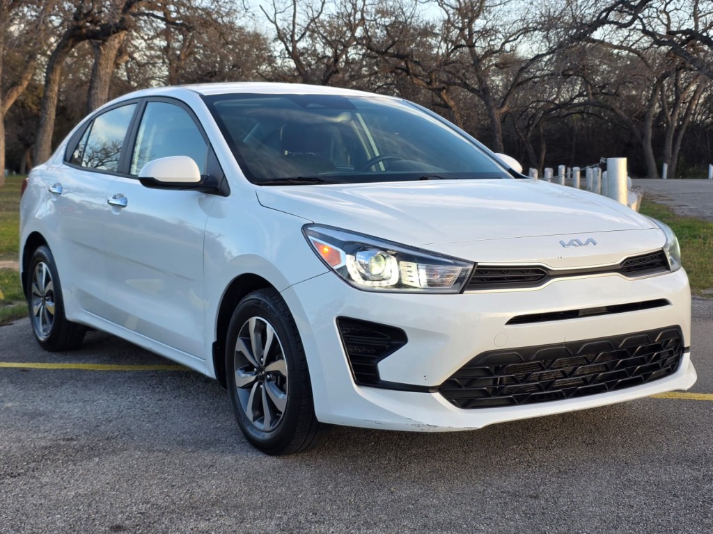 2022 KIA Rio