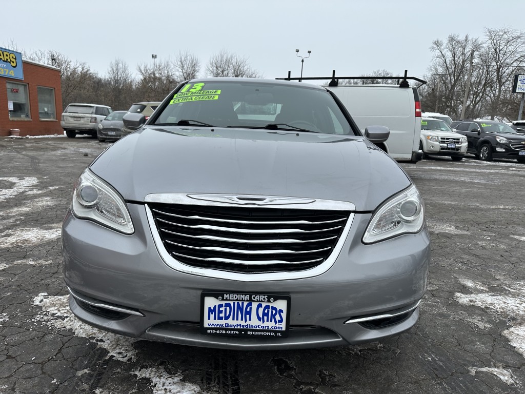 2013 Chrysler 200