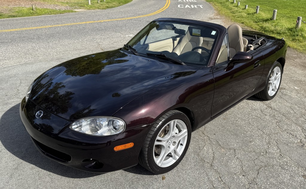 2005 Mazda MX-5 Miata