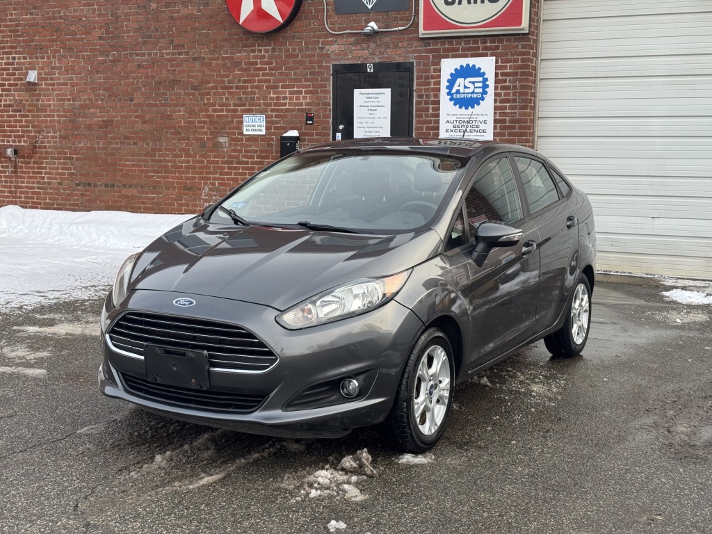 2015 Ford Fiesta SE