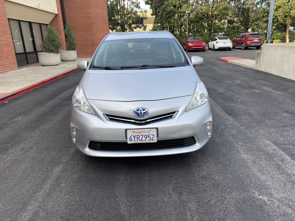2013 Toyota Prius v
