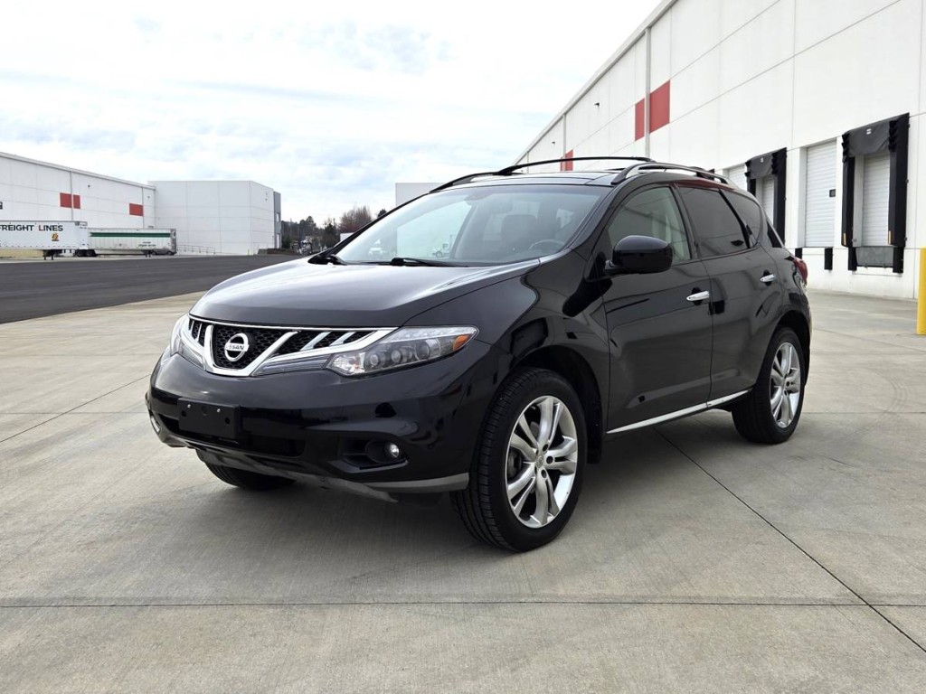 2011 Nissan Murano LE