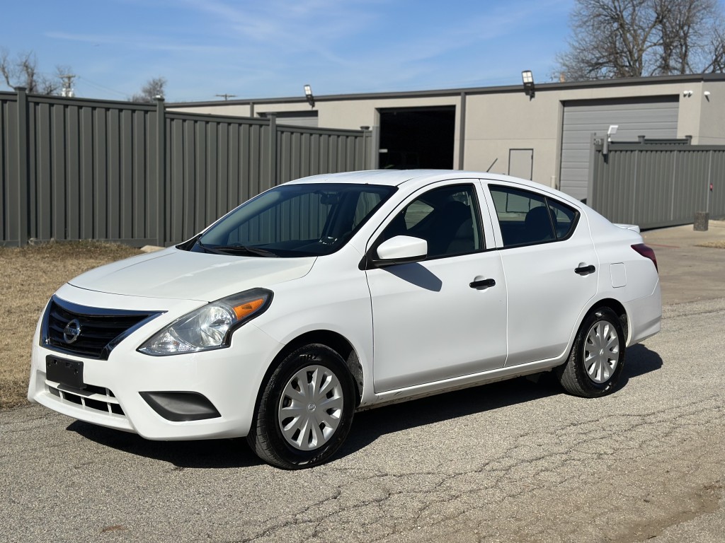 2019 Nissan Versa