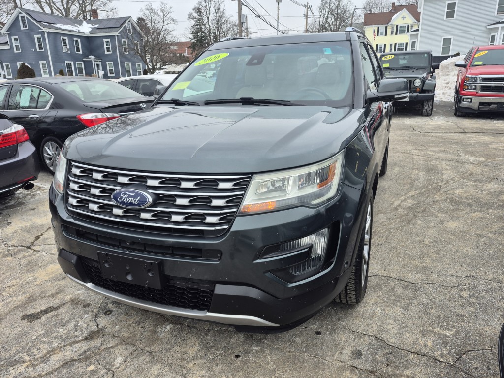 2016 Ford Explorer
