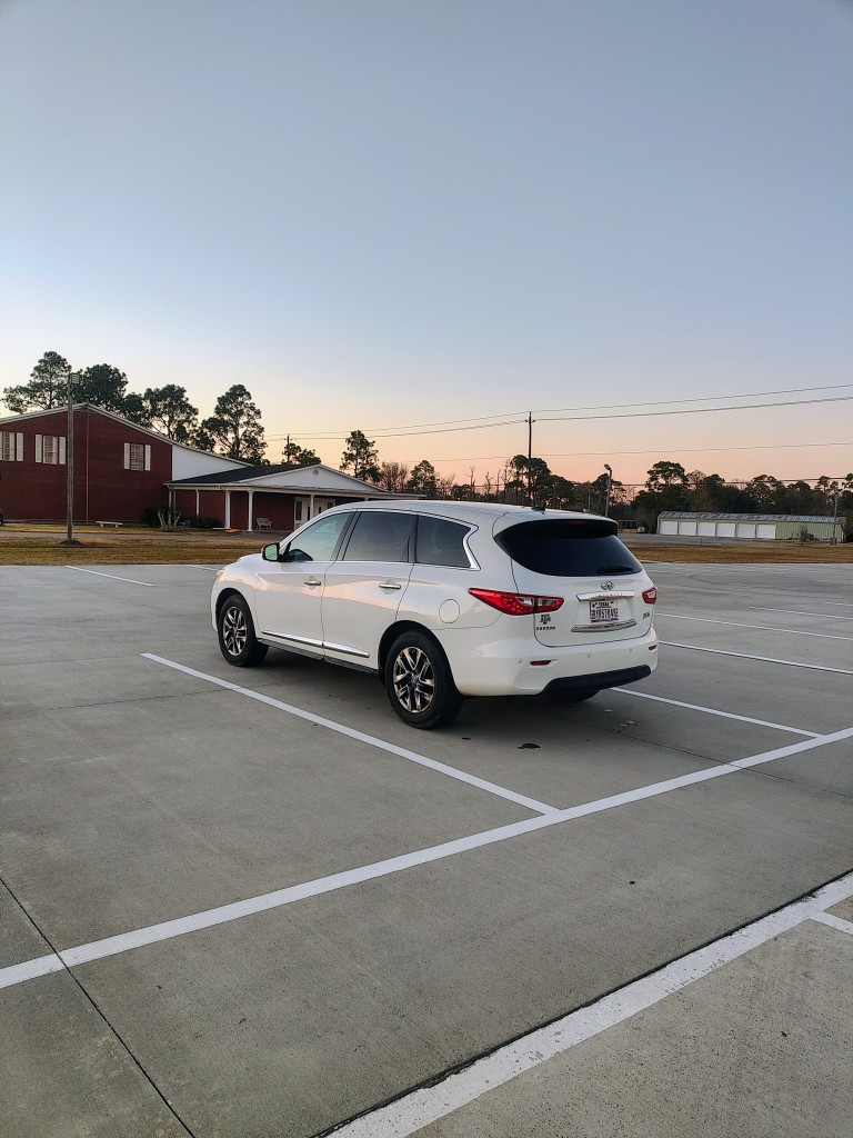 2013 Infiniti JX35