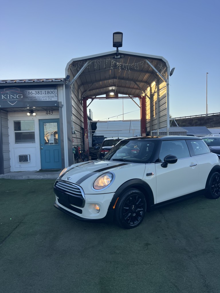 2014 MINI Cooper Base