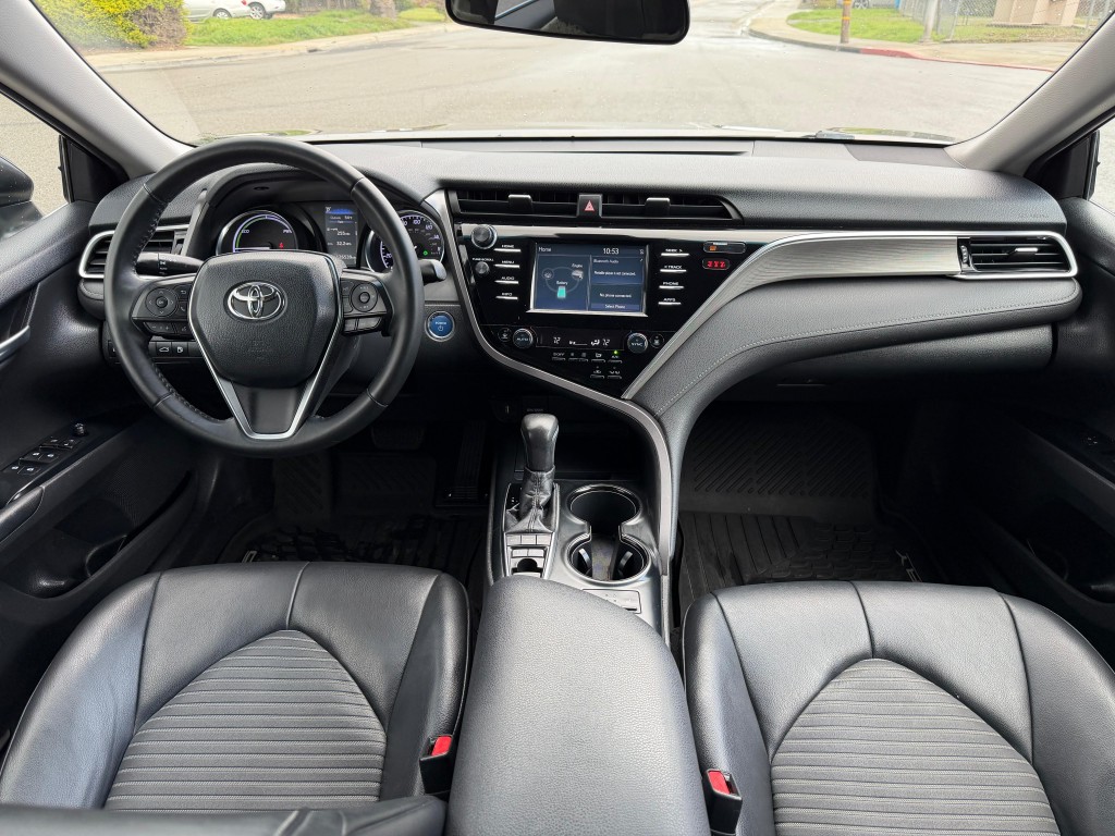 2018 Toyota Camry Hybrid