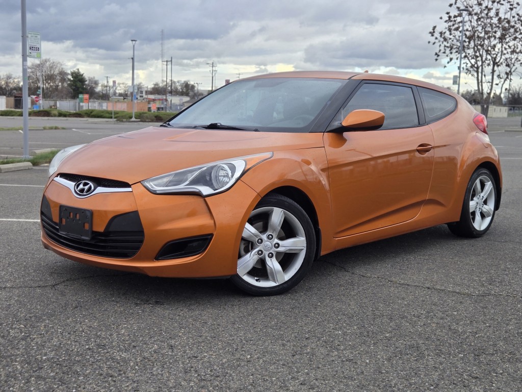 2013 Hyundai Veloster Base