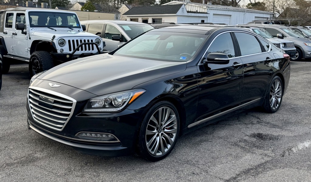 2015 Hyundai Genesis Base